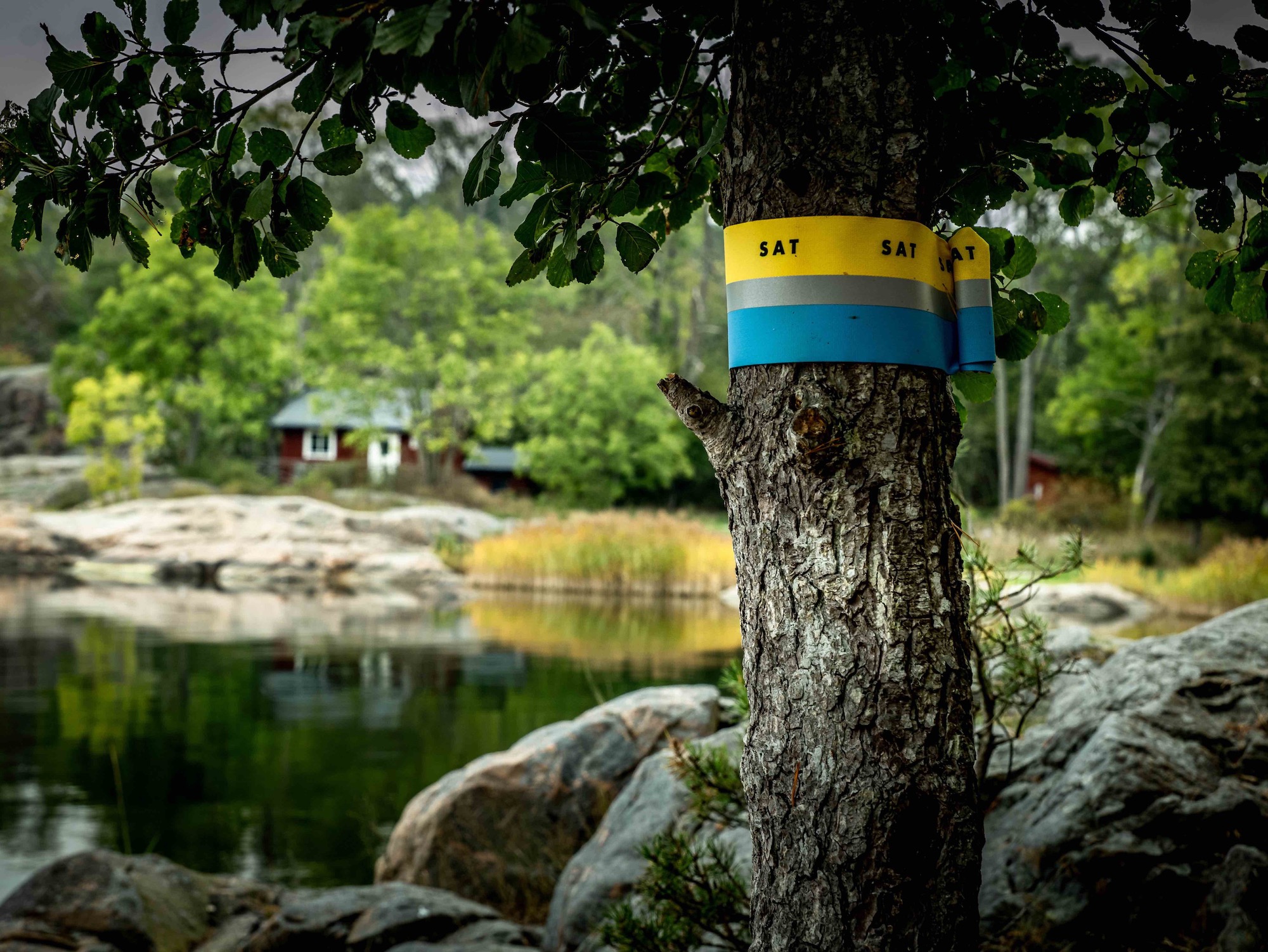 SAT trail marking on Grinda