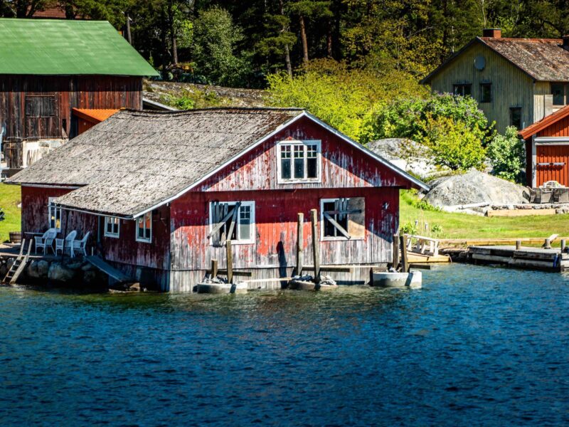 Classical boat house on Ingmarsö